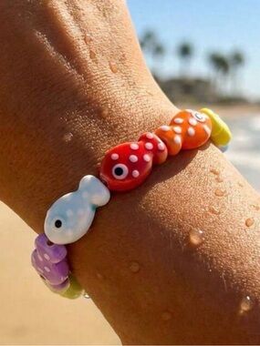 Colorful Fish Bead Bracelet - White, Red, Orange, Purple, Yellow